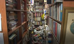 Kitap okumak cahilliktir diyen sahafın skeç çektiği ortaya çıktı, sosyal medyada gündem oldu