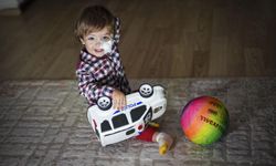 Pitbull saldırısına uğrayan iki kardeşten Efe de taburcu edildi