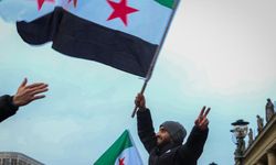 Suriye'de 61 yıllık Baas rejimin deviren halk, geleceğe umutla bakıyor