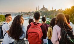 ÜNİDES ile gençler destekleniyor