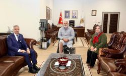 Vali Ünlüer, Mehmet Parlak ve Eşini Makamında Ağırladı