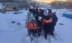 18 Saatlik Zorlu Operasyonla Mahsur Kalan Hasta Kurtarıldı