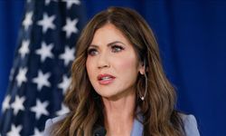 ABD İç Güvenlik Bakanı, Minneapolis'te 10 binden fazla düzensiz göçmenin gözaltına alındığını açıkladı