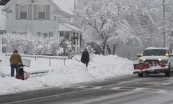 ABD'de on binlerce hane elektriksiz kaldı