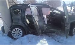 Afşin’de Buzlanma Kazaya Neden Oldu: 2 Otomobil Çarpıştı