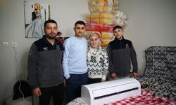 Adana'da düğünde gelin ve damada takı yerine klima hediye edildi