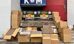 Adana'da kaçak 700 bin makaron ve 1720 paket nargile tütünü ele geçirildi