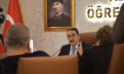 AK Parti Adana Milletvekili Doğru, gazetecilerle bir araya geldi