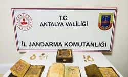 Antalya'da tarihi eser niteliğinde 3 kitap ve 18 obje ele geçirildi