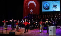 Antalya'da 'Türkü Türkü Türkiyem Hemdem' konseri düzenlendi