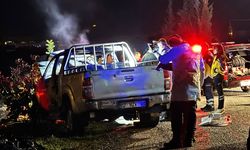 Antalya'da yanan otomobilde 1 kişinin cesedi bulundu