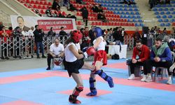 Burdur'da Üniversiteler Ligi Kick Boks Türkiye Şampiyonası başladı