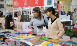 'Çukurova 18. Kitap fuarı' 5'inci gününde devam ediyor