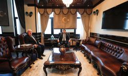 Hatay Valisi Masatlı, Yeşilay Şube Başkanı Kuyubaşıoğlu'nu kabul etti