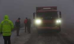 Hatay'da hafif ticari araçla panelvanın çarpışması sonucu 6 kişi yaralandı