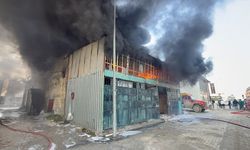 Hatay'da sanayi sitesinde çıkan yangın kontrol altına alındı