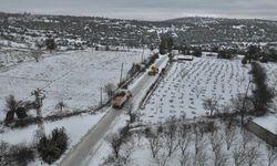 Mersin'de yüksek kesimlerde karla kaplanan yollar temizlendi