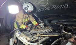 Samandağ'da otomobil yangını