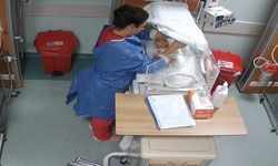 Bebeği Darbeden Hemşire Her Yerde Aranıyor