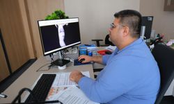 Bebeğin Sırtından Çıkan Tel Parçası Şoke Etti