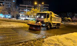 Büyükşehir, Karla Mücadelede Mesai Mefhumu Gözetmeksizin Sahada