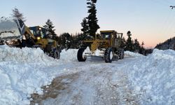 Büyükşehir Sahada; Karla Mücadelede Tam Kadro Mesai