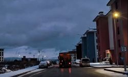 Elbistan Belediyesi’nden Don ve Buzlanmaya Karşı Aralıksız Mücadele