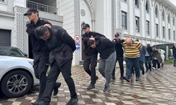 İstanbul'daki uyuşturucu soruşturmasında gözaltına alınan 18 şüpheli adliyede