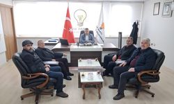 İlçe Başkanı Karabulut, Vatandaşlarla Parti Binasında Bir Araya Geldi