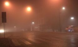 İstanbul'da sis şehri kapladı