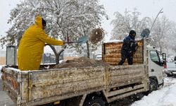 Büyükşehir Yolları Ulaşıma Açık Tutmak İçin Durmaksızın Görev Başında