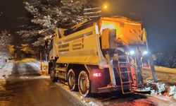 Büyükşehir’den Karla Mücadelede Gece Mesaisi