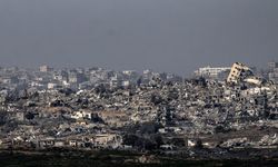 Katil İsrail Gazze Şeridi'nin kuzeyinde bir çocuğu öldürdü