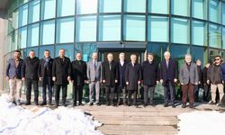 Vali Ünlüer ve Başkan Görgel’den Kitabevi’ne Ziyaret