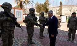 Vali Ünlüer’den Özel Harekât Şube Müdürlüğüne Ziyaret