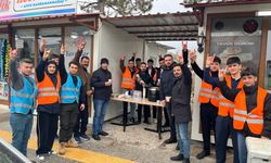 Afşin Ülkü Ocakları, Vatandaşlara Sıcak Çorba İkram Etti