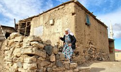 Afşin'de Yıllara Meydan Okuyan Evler