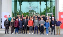 Adana'da gazetecilere diksiyon ve yapay zeka eğitimi verildi