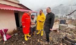AK Parti Mersin Milletvekili Kıratlı kuvvetli yağıştan etkilenen ilçelerde inceleme yaptı