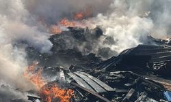Alanya'da klima ve kuluçka makinelerinin bulunduğu depoda ikinci kez yangın çıktı