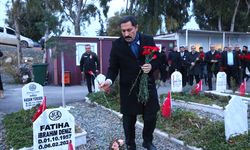 Hatay'da depremlerin yıl dönümünde mezarlık ziyaretinde bulunuldu