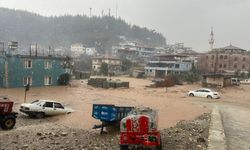 Hatay'da sağanak ve sis hayatı olumsuz etkiledi