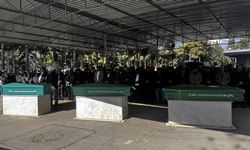 Mersin'de cipin çarpması sonucu ölen 3 yayanın cenazeleri toprağa verildi