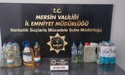 Mersin'de takibe alınan cipte 27 litre sentetik uyuşturucu ele geçirildi