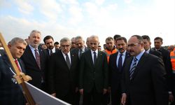 Ulaştırma ve Altyapı Bakanı Uraloğlu Hatay'da 'Kardeşlik İftarı'nda konuştu:
