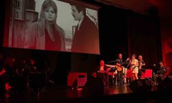 Kepez'de 14 Şubat sanatla kutlandı