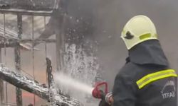 Ahır Yangını Paniğe Neden Oldu