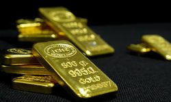 Altın ons başına 5.040 doların üzerine yükseldi