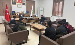 Aşık Mahzuni Şerif Ortaokulu Öğrencilerinden Başkan Kıraç’a Ziyaret