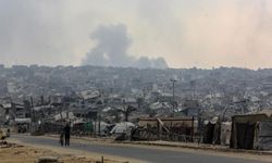 Ateşkesi ihlal eden İsrail ordusunun Gazze'deki saldırısında 3 kişi yaralandı